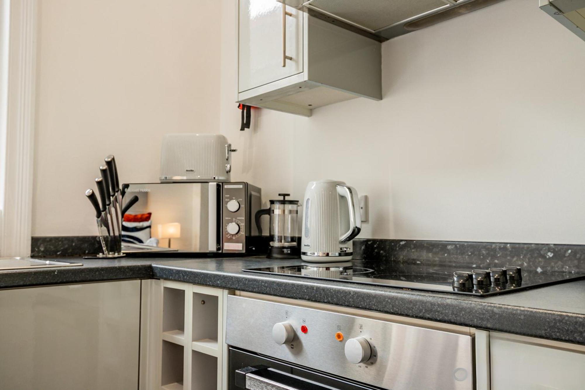 Guest Homes - The Station Studio Worcester Dış mekan fotoğraf