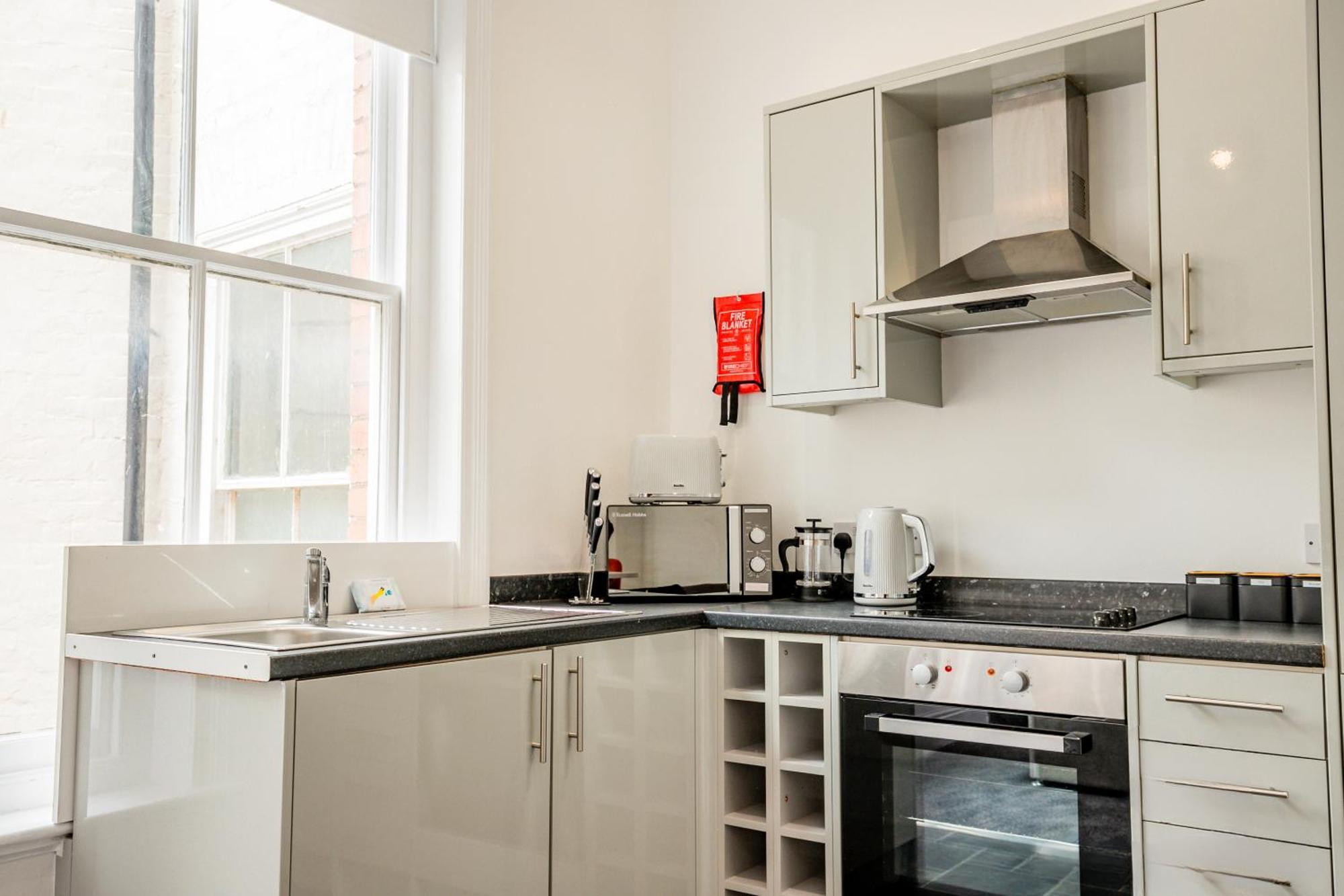 Guest Homes - The Station Studio Worcester Dış mekan fotoğraf