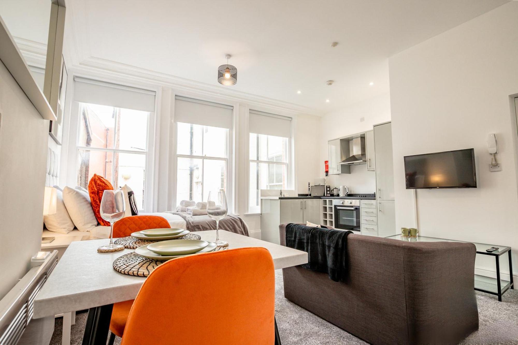 Guest Homes - The Station Studio Worcester Dış mekan fotoğraf