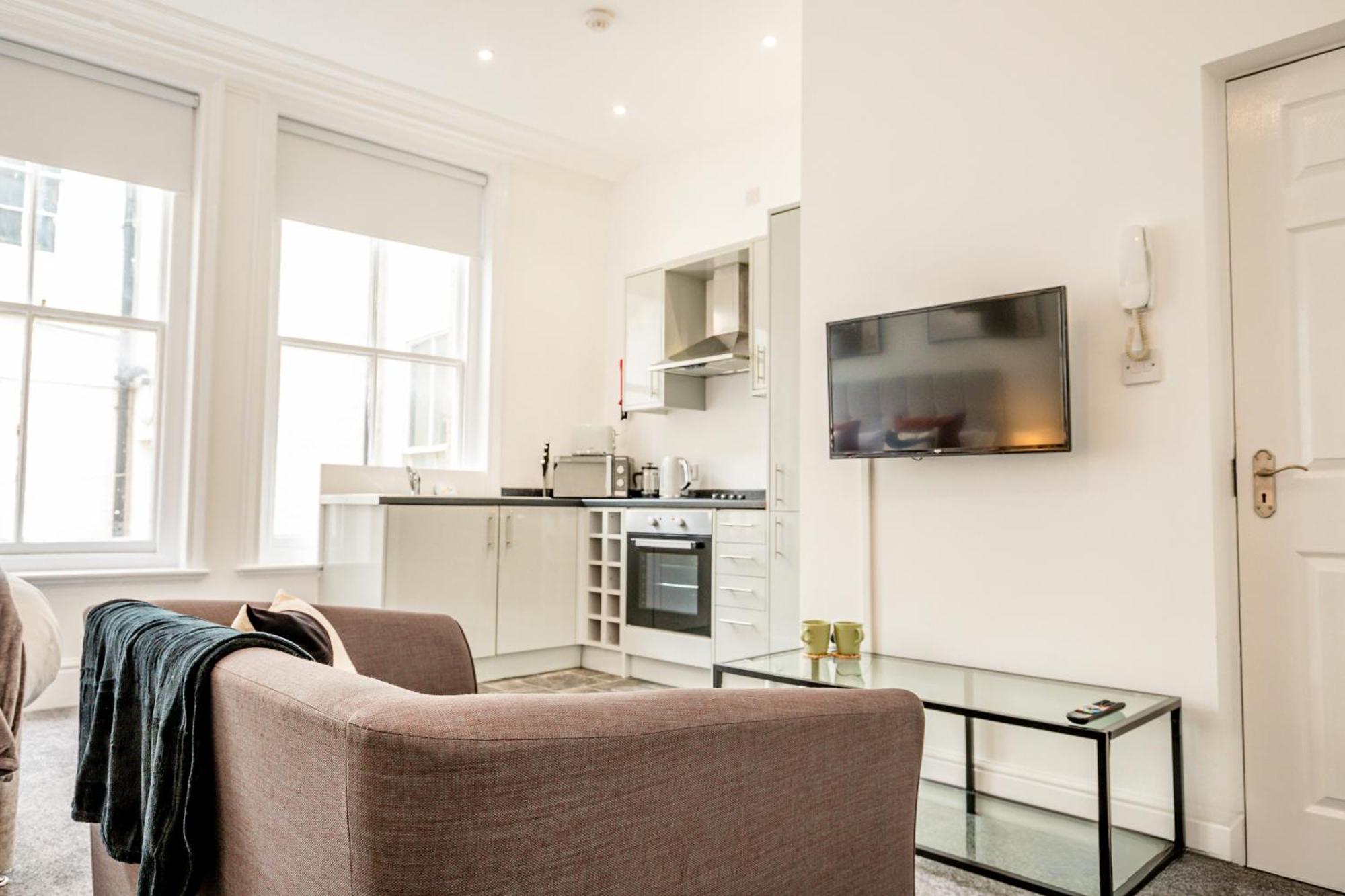 Guest Homes - The Station Studio Worcester Dış mekan fotoğraf